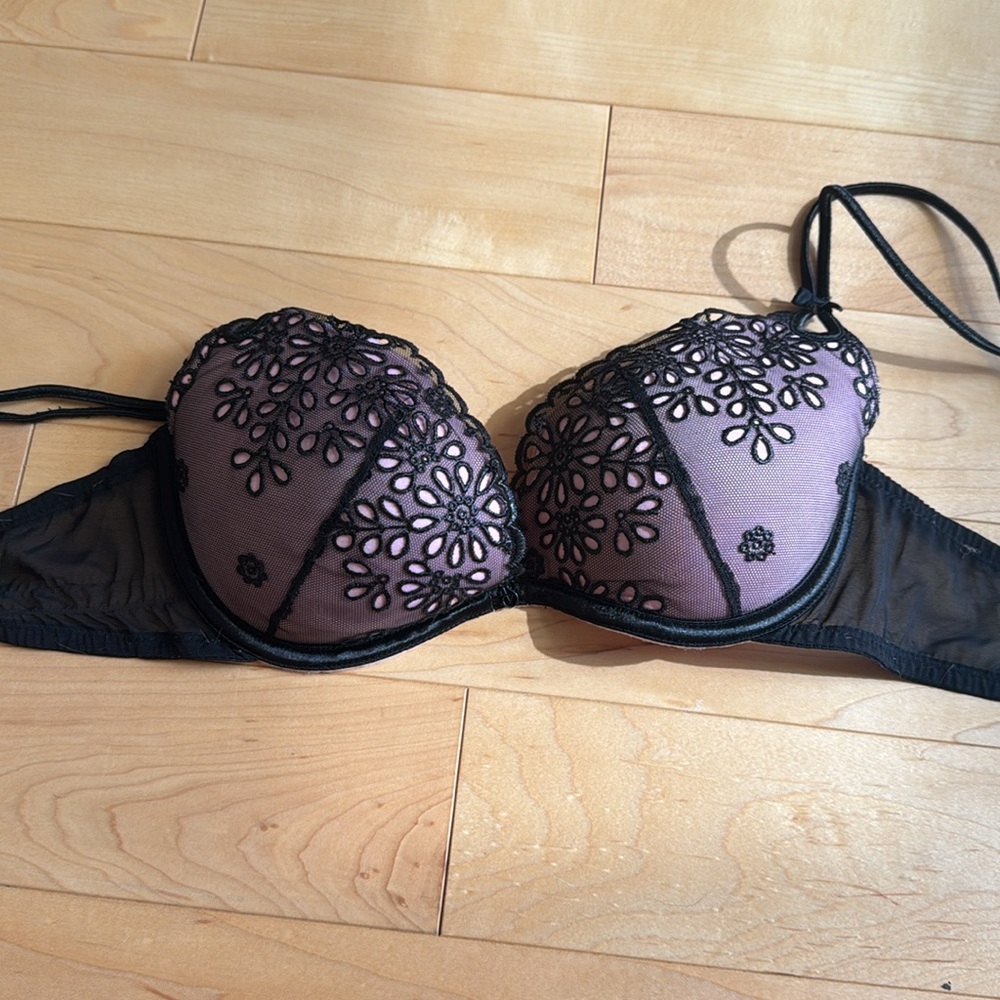 Elegant pink and Black Lace Bra